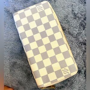 Louis Vuitton Zippy Wallet Damier Azul